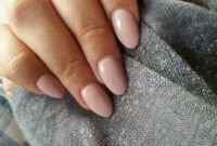 80 Super Ideen Für Schlichte Nägel! - Archzine für Nageldesign Schlicht Und Elegant