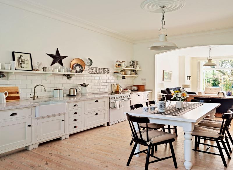 Die-Wohngalerie: Moderner Landhausstil In Der Küche innen Küche Schwarz Weiß