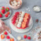 Erdbeer-Torte Mit Raffaello® In 2021  Erdbeer Torte, Lebensmittel bestimmt für Fertige Torte Pimpen
