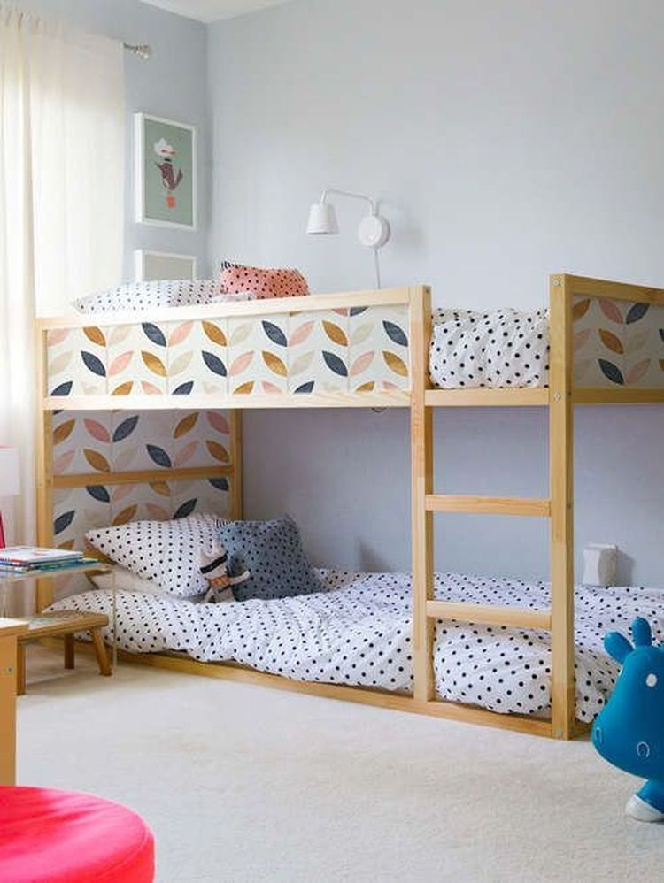 Ikea Kura Bett Umgestalten Hochbett Holz Tapeziert Motive Weiss Kura verwandt mit Ikea Kura Ideen
