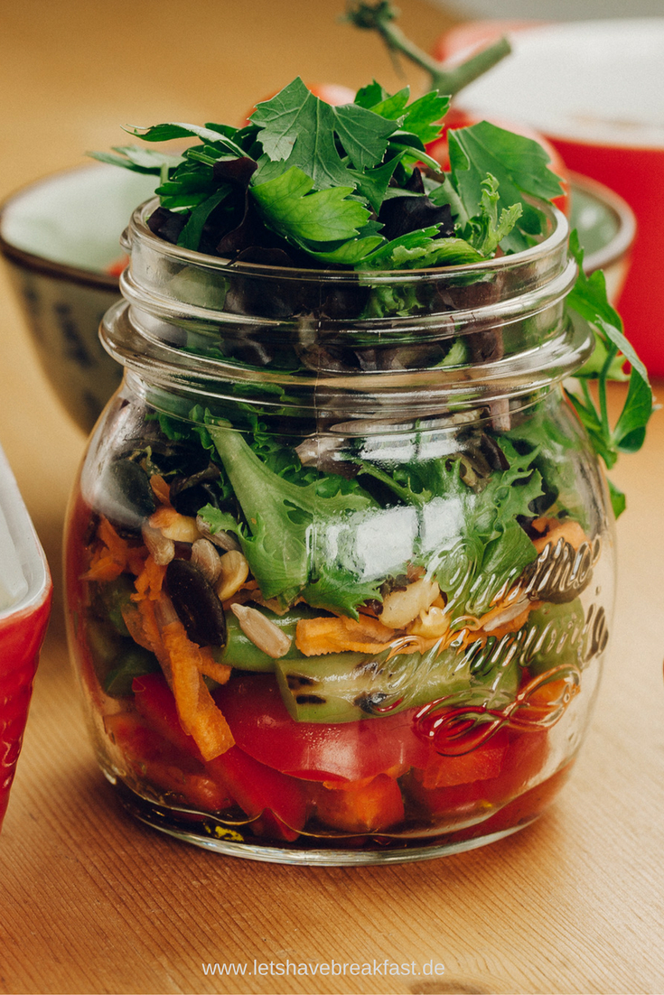 Leckerer Salat Im Glas - Eine Einfache Und Gesunde Frühstücks- Oder bei Salate Im Glas