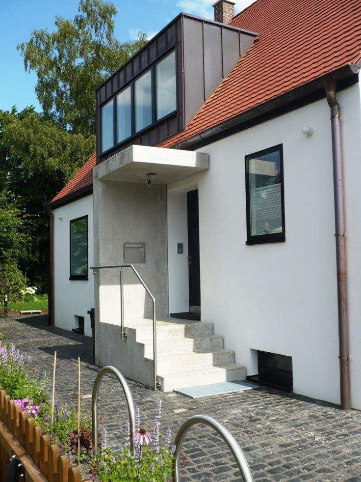 Praktischer Wickelaufsatz Für Die Kommode  Hauseingang Treppen für Hauseingang Treppe Modern