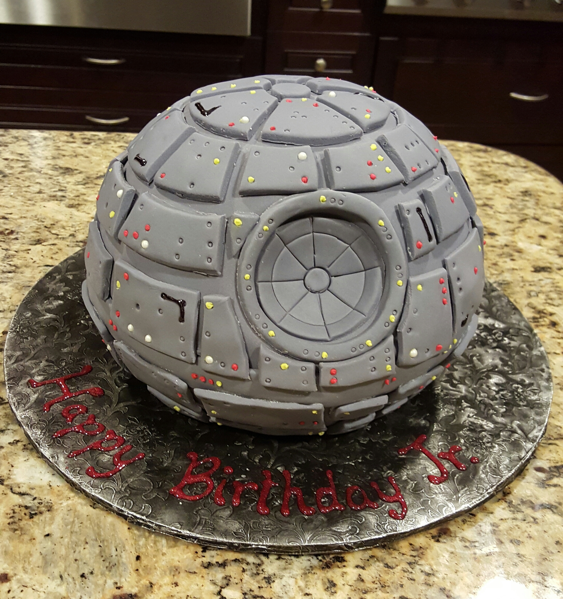 Star Wars Death Star Cake - Cakecentral bei Star Wars Torte
