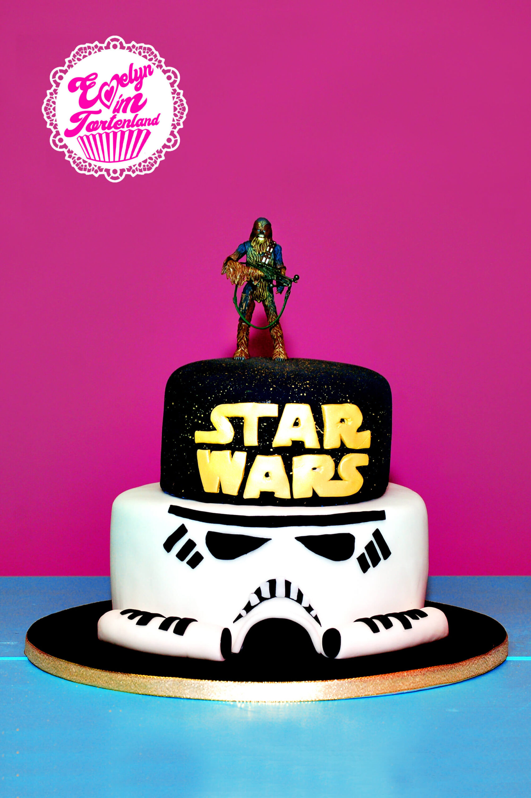 Star Wars Torte - Evelyn Im Tortenland für Star Wars Torte