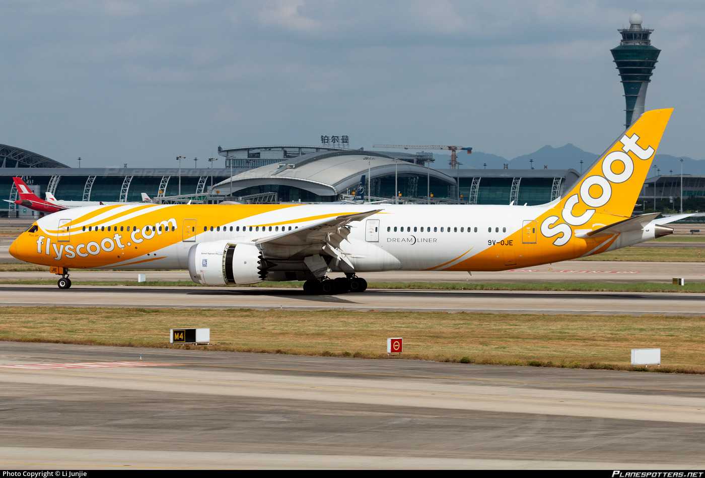 9V-OJE Scoot Boeing 787-9 Dreamliner Photo by Li Junjie | ID 1099477