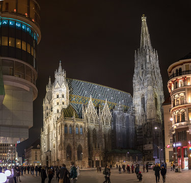 รูปภาพStephansdom – เลือกดูภาพถ่ายสต็อก เวกเตอร์ และวิดีโอ5,423 | Adobe