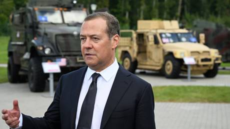 Ukraine conflict 'could last for decades' – Medvedev