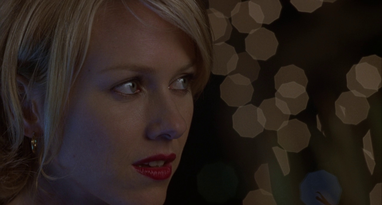 "bokeh" in Mulholland Drive (2001) stills and screengrabs | SHOT.CAFE