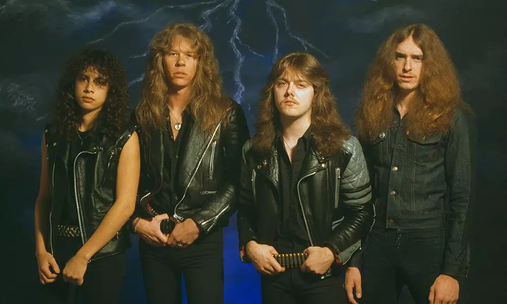  Metallica - Iconic Thrash Metal Legends 